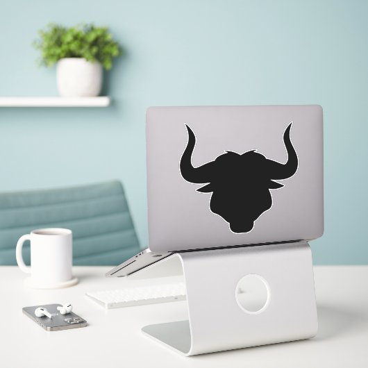 Bull Sticker (Laptop auf Schreibtisch)