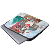 Bull Terrier Dog im Schnee Weihnachtshundehaus Laptopschutzhülle (Vorne Knopf)
