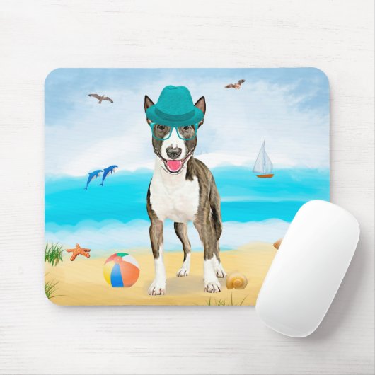 Bull Terrier Dog on Beach Mousepad (Mit Mouse)