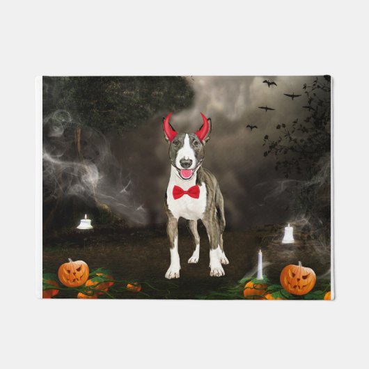 Bull Terrier Dog zu Halloween Fußmatte (Vorderseite)