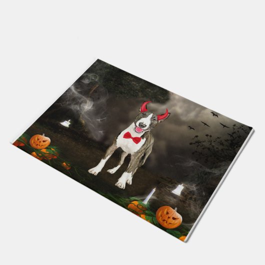 Bull Terrier Dog zu Halloween Fußmatte (Schrägansicht)
