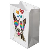 Bull Terrier Hund mit Herzchen Valentinstag Mittlere Geschenktüte (Rückseite Schrägansicht)