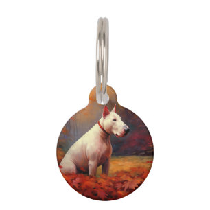 Bull Terrier im Herbstlaubfall inspiriert Haustiermarke