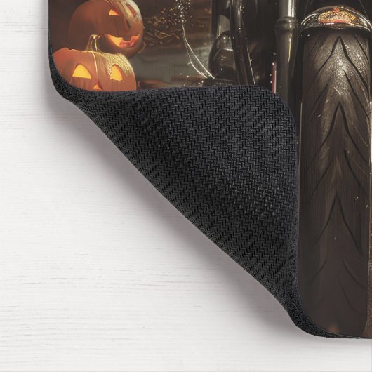 Bull Terrier Riding Motorrad Halloween Beängstigen Mousepad (Ecke)