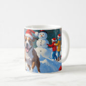 Bull Terrier Weihnachtsfest Schneeszene Kaffeetasse (VorderseiteRechts)