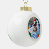 Bull Terrier Weihnachtsfest Schneeszene Keramik Kugel-Ornament (Links)