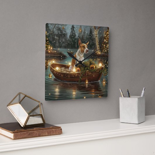 Bull Terrier Weihnachtsreise Quadratische Wanduhr (Büro)