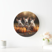 Bull Terrier Welpe Autumn Delight Pumpkin Große Wanduhr (Zuhause)