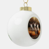 Bull Terrier Welpe Autumn Delight Pumpkin Keramik Kugel-Ornament (Links)