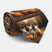 Bull Terrier Welpe Autumn Delight Pumpkin Krawatte (Gerollt)