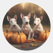 Bull Terrier Welpe Autumn Delight Pumpkin Runder Aufkleber (Vorderseite)