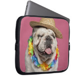Bulldog (18 Monate alt) mit Strohhalm Laptopschutzhülle (Vorne Rechts)