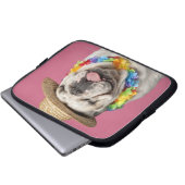 Bulldog (18 Monate alt) mit Strohhalm Laptopschutzhülle (Vorne Knopf)