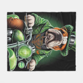 Bulldog Autofahrrad St. Patrick's Day Fleecedecke (Vorderseite (Horizontal))