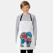 Bulldog beim Sport mit Fußball und Helm Schürze (Getragen)