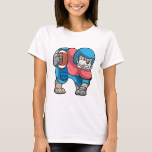 Bulldog beim Sport mit Fußball und Helm T-Shirt