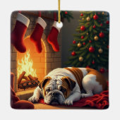 Bulldog by the Fireplace Christmas Painting Keramikornament (Rückseite)
