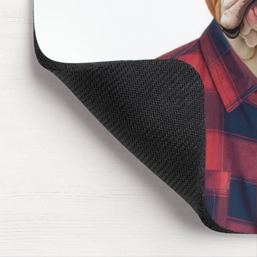 Bulldog, der ein Kariertes Shirt trägt Mousepad (Ecke)