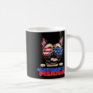 Bulldog Frenchie Merica trägt Sungles 4. Juli Kaffeetasse