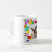 Bulldog Hund mit bunten Balloons Geburtstag Thema Kaffeetasse (Vorderseite Links)