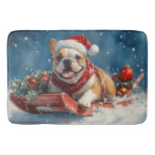 Bulldog in Sledge Lass es Schnee Weihnachten Badematte (Vorderseite)
