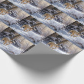 Bulldog lassen es Schnee Weihnachten gebürstet Geschenkpapier (Ecke)