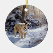 Bulldog lassen es Schnee Weihnachten gebürstet Keramik Ornament (Vorne)