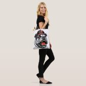 BULLDOG MIT BASEBALLCAPPE TASCHE (Am Model)