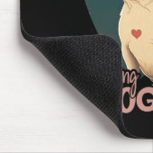 Bulldog mit Herz-Hintergrund Mousepad (Ecke)