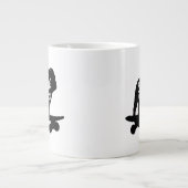 Bulldog on Board Skateboarding Dog Silhouette Jumbo-Tasse (Vorderseite)