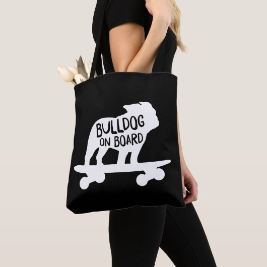 Bulldog on Board Skateboarding Dog Silhouette Tasche (Von Nahem)