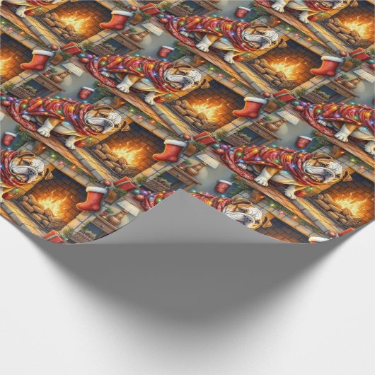 Bulldog Sitting by Fireplace with Christmas Lights Geschenkpapier (Ecke)