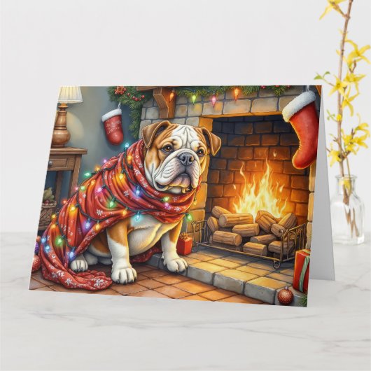 Bulldog Sitting by Fireplace with Christmas Lights Karte (Gelbe Blume)