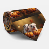Bulldog Welpe Autumn Delight Pumpen Krawatte (Gerollt)