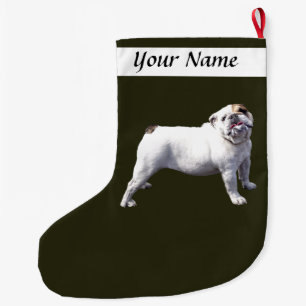 Bulldogge steht stolz großer weihnachtsstrumpf