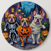 Bulldogs Trick-or-Treating in Halloween-Kostümen Button (Vorderseite)