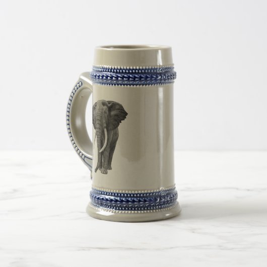 Bulle Elefant - Zeichnend im Stift Bierglas (Vorderseite Links)