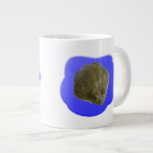 Bullfrosch in der Tasse des Sees (Vorderseite Rechts)