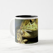 Bullfrosch. Zweifarbige Tasse (Vorderseite Links)