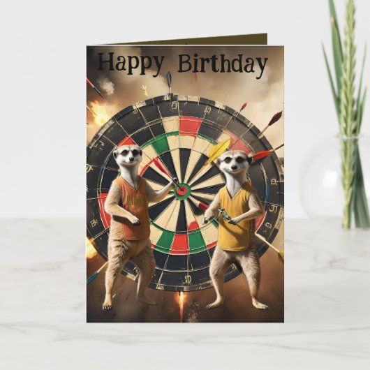 Bullseye Burrow: Meerkat Dart Players, Geburtstag Karte (Vorderseite)