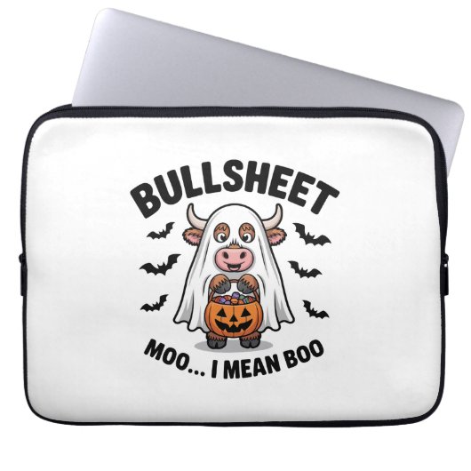 BULLSHEET Halloween Cute Cow in Ghost Laptopschutzhülle (Vorderseite)