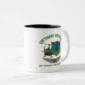 Bumerangs Vietnam (Crew-Flügel 2) Zweifarbige Tasse (VorderseiteRechts)