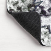 Bumpy schwammige Textur in grauweißem Kieferndesig Mousepad (Ecke)