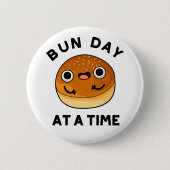 Bun Day in einer Zeit lustige Food Puff Button (Vorderseite)