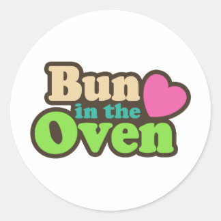 Bun im Ofen Runder Aufkleber