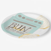 Bun in der Oven Baby Dusche Pappteller (Schrägansicht)