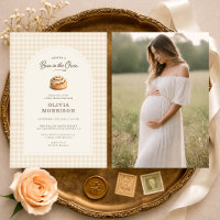 Bun in the Oven Gingham Foto Baby-Party-Einladung
