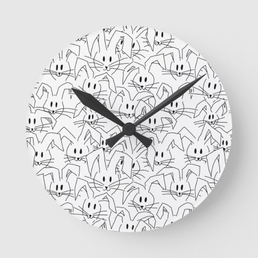 Bunches of Bunnies on white - seamless pattern. Runde Wanduhr (Vorderseite)