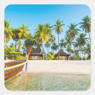 Bungalowe auf dem Strand Ko Mook, Thailand Quadratischer Aufkleber