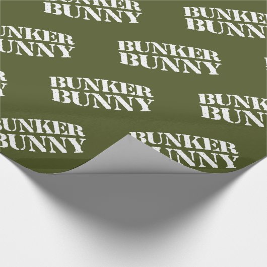 BUNKER BUNNY GESCHENKPAPIER (Ecke)
